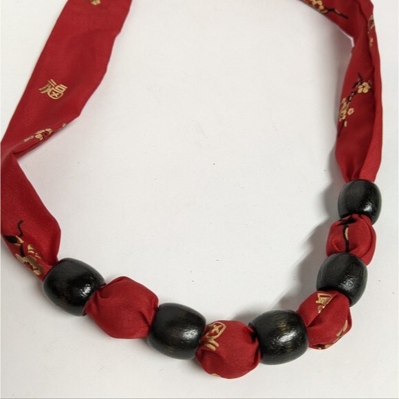 Ribbon & Wood Beads Asian Theme Necklace / Choker - Picture 6 of 6